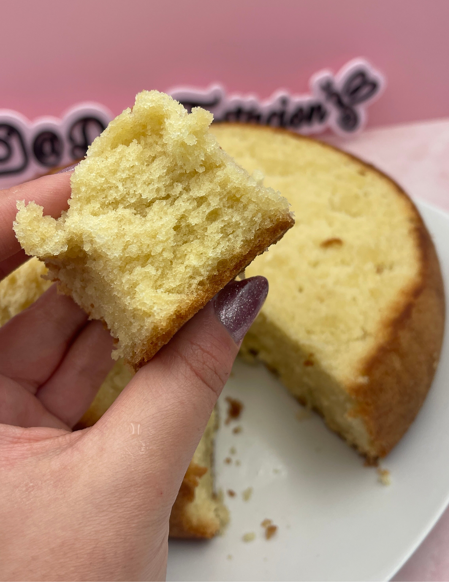 Panetela / bizcocho húmedo de vainilla (Con almíbar) 100% NATURAL Y CASERA🌟